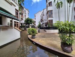 High Oak Condominium (D21), Condominium #587696061
